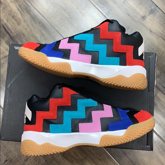 CONVERSE VLTG MID black/university red - Picture 2 of 16